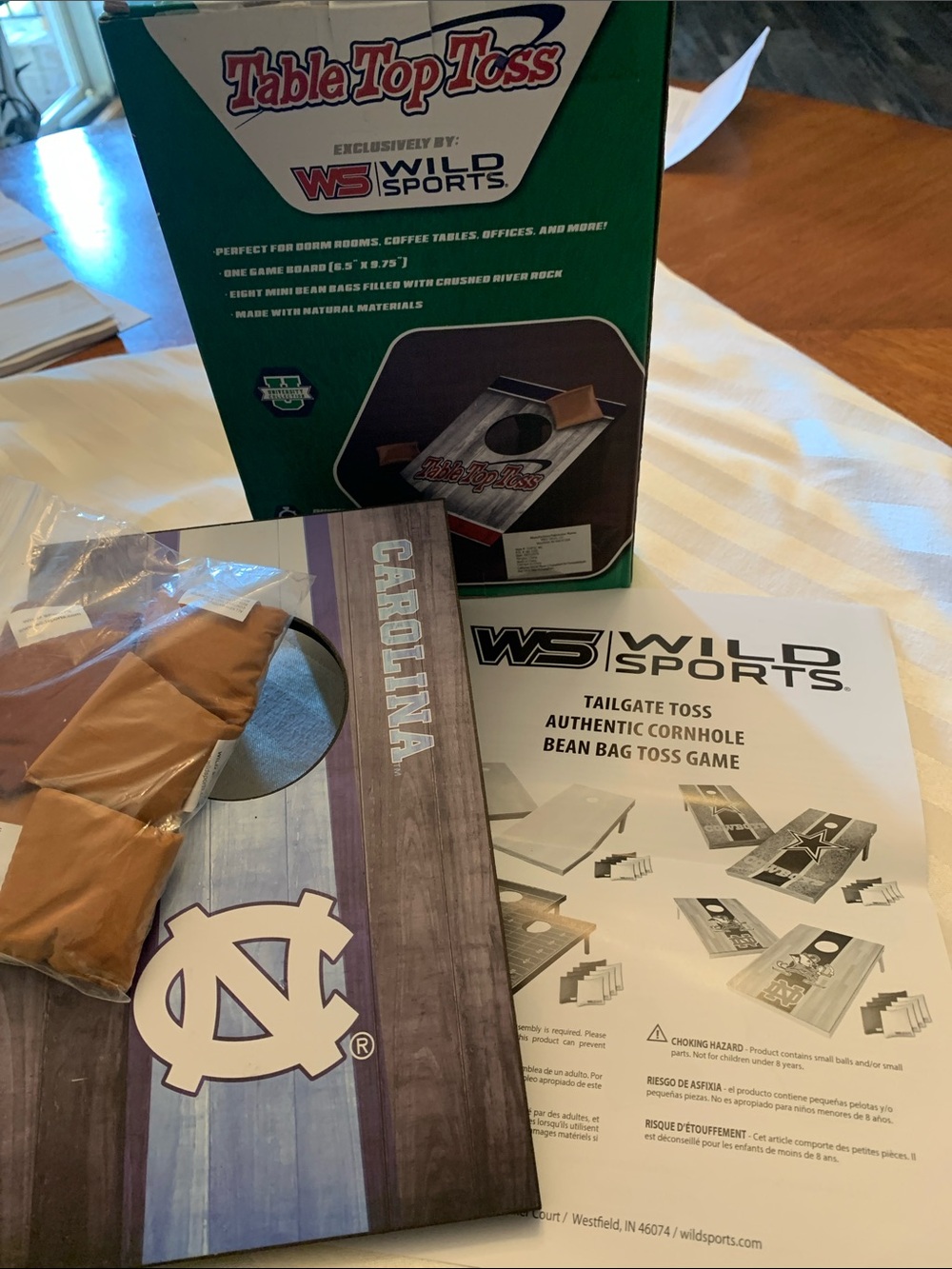 Carolina Tar Heels Cornhole Board Set with 8 Bean Bags